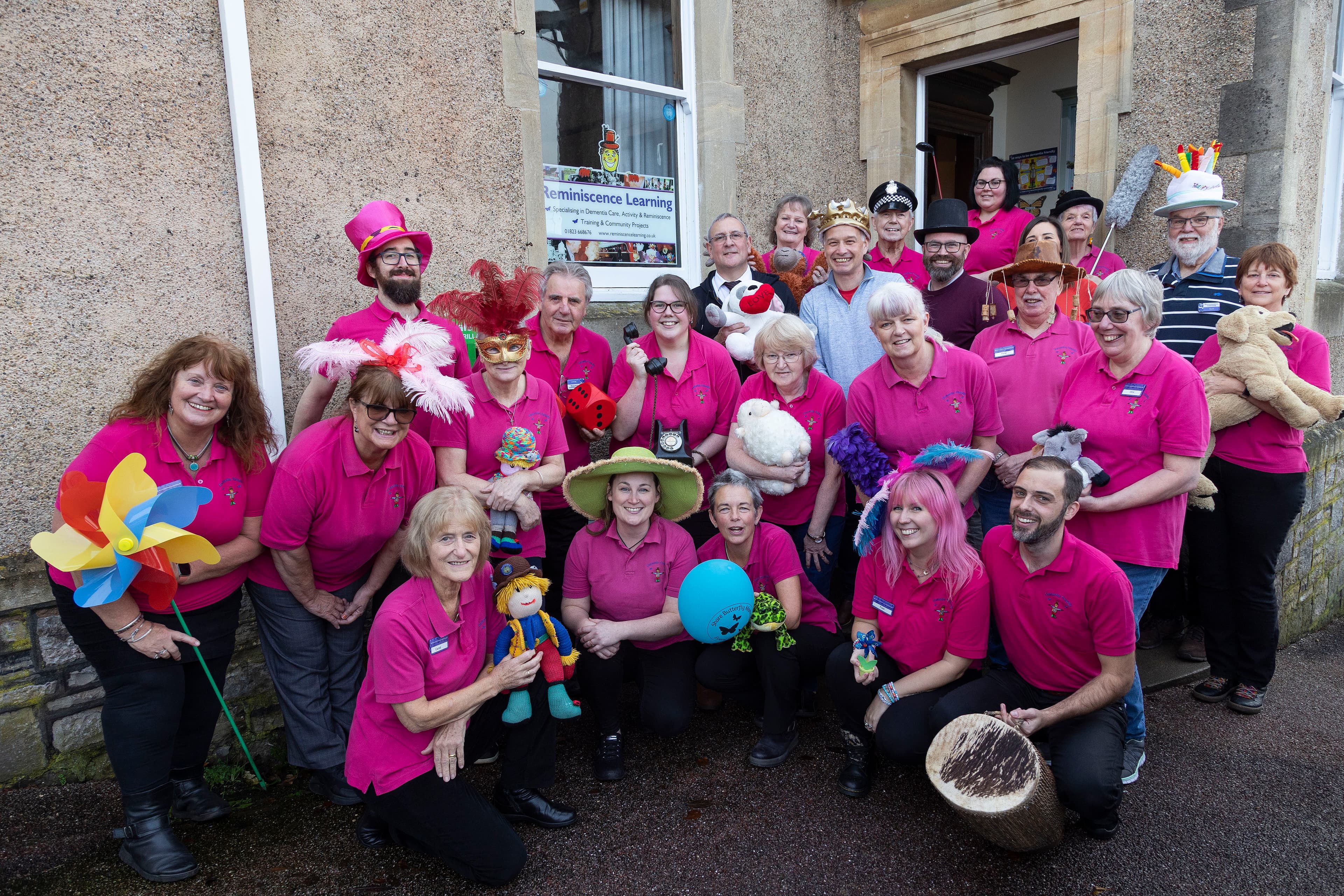 Supporting local dementia groups - Home Instead