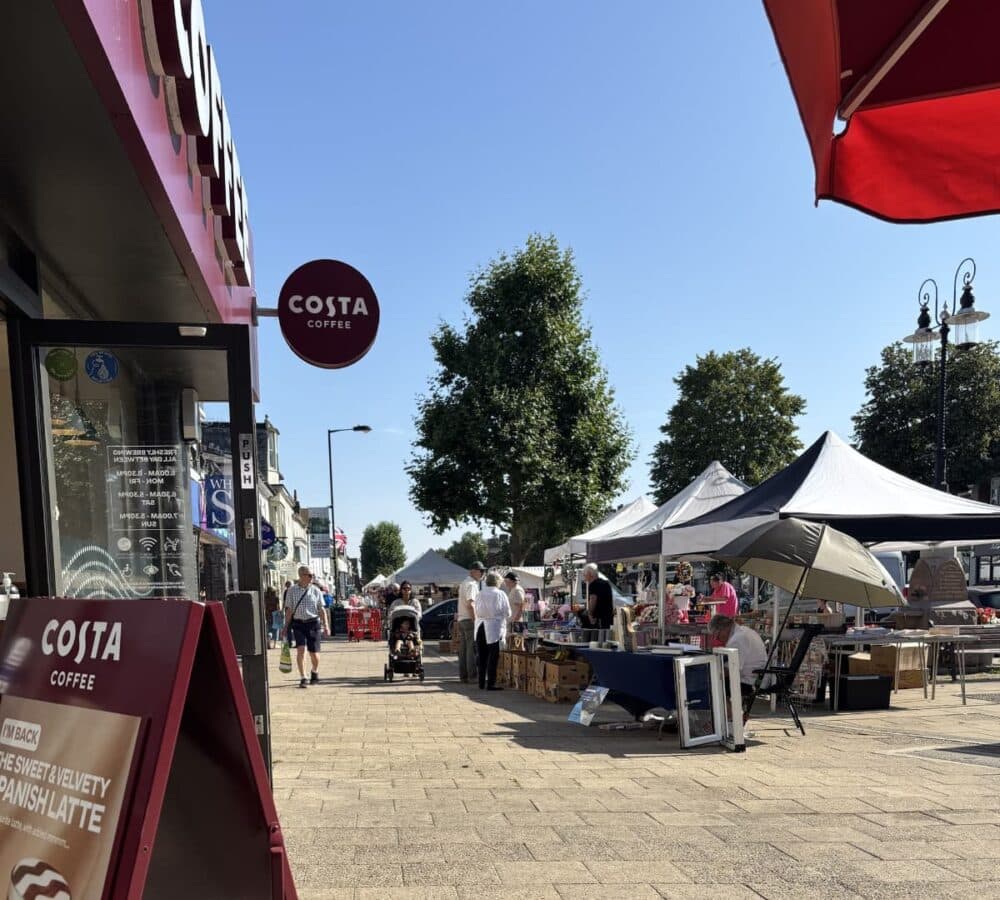 Market Day with lots of stores on the side