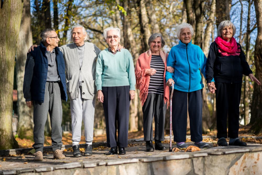 Elderly people in a park - Home Instead