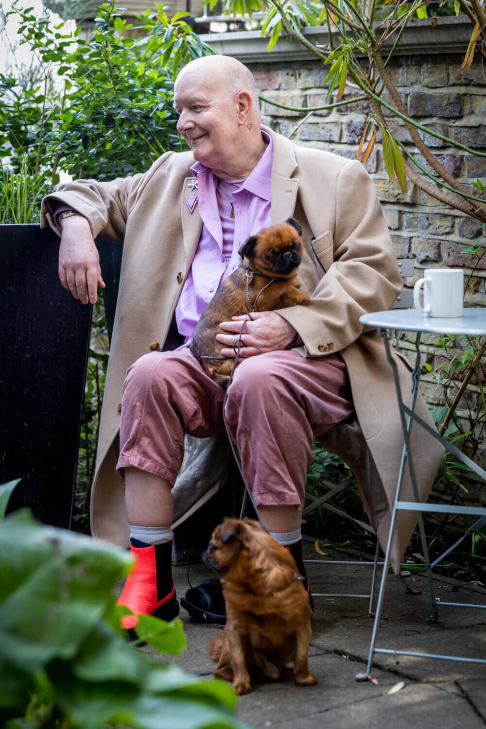 Pets can help seniors to stay connected, meeting new people