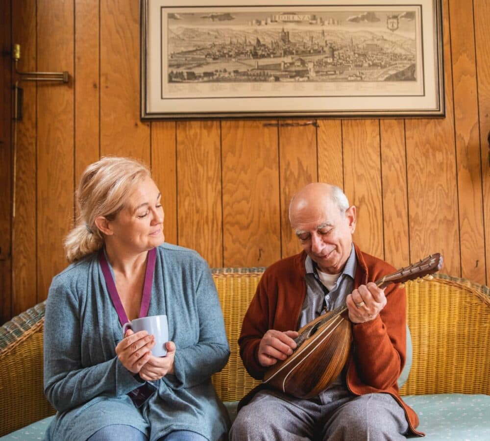 How can music help those living with dementia?