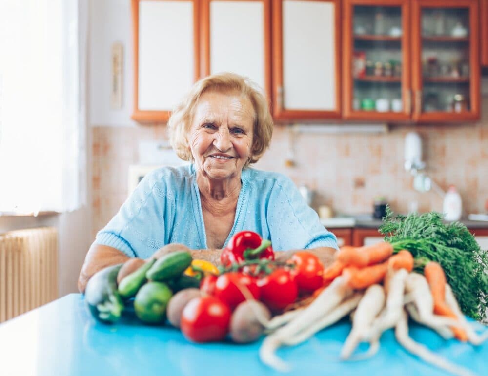 Using Seasonal Produce for Fresh and Healthy Meals in Lanark