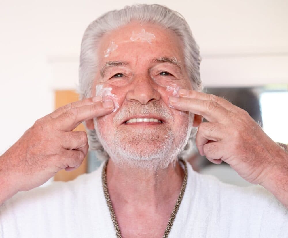 Skin Care for Seniors: Preventing Dryness and Irritation
