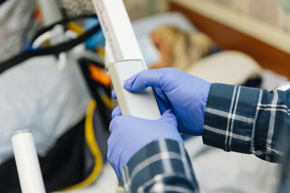 what is moving and handling