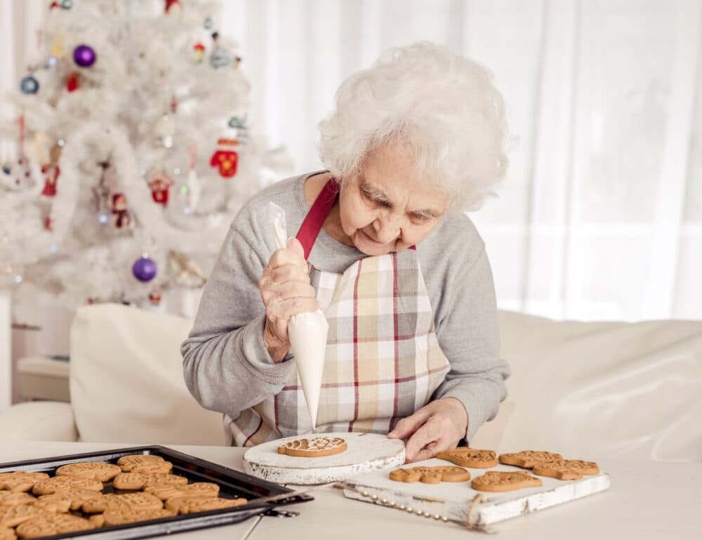 Festive Fun and Creative Crafts for Seniors in Hamilton
