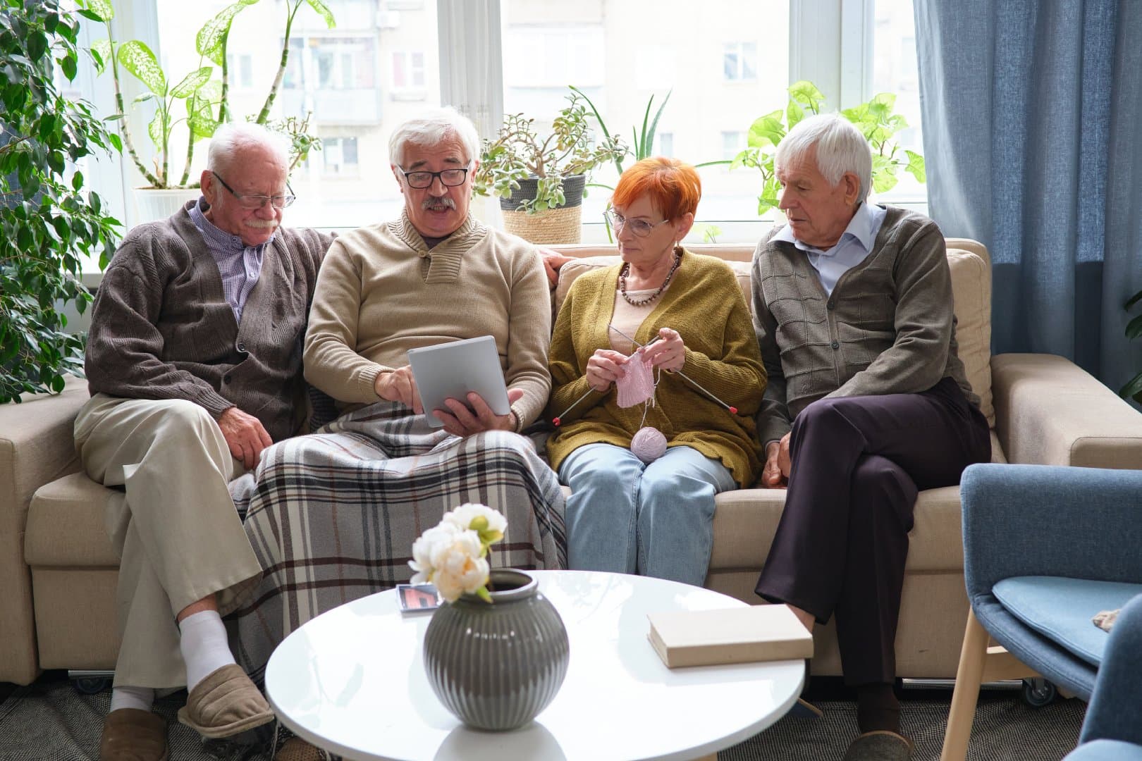 How to Help Seniors Stay Safe and Well at Home This Autumn and Winter