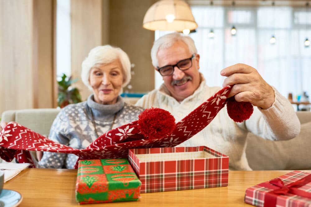 How Can Festive Crafts Bring Joy to Seniors This Holiday Season