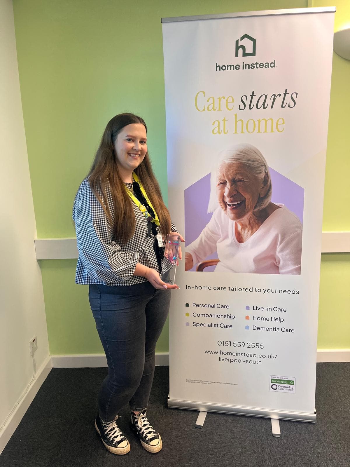 Ellie with her Thirty under 30 award