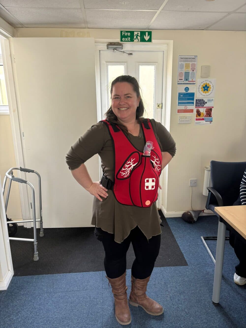 Nurit Training with Choking Vest