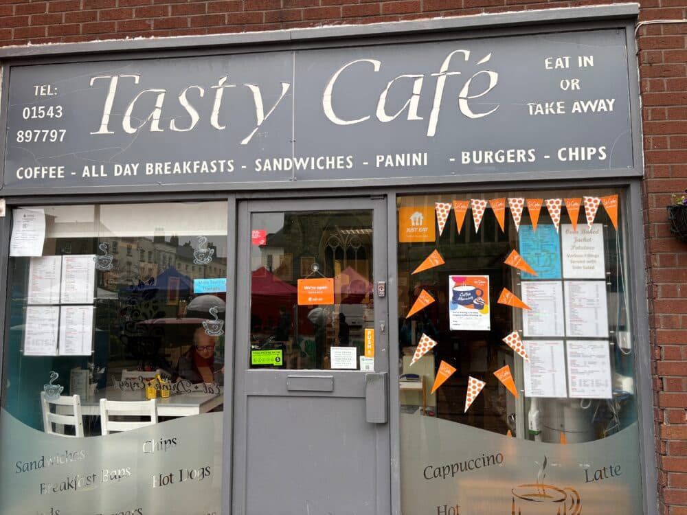 Tasty Cafe 3