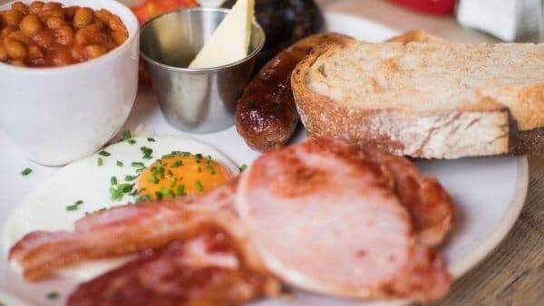 8 Great Spots to Have Breakfast Out in Renfrewshire | Home Instead