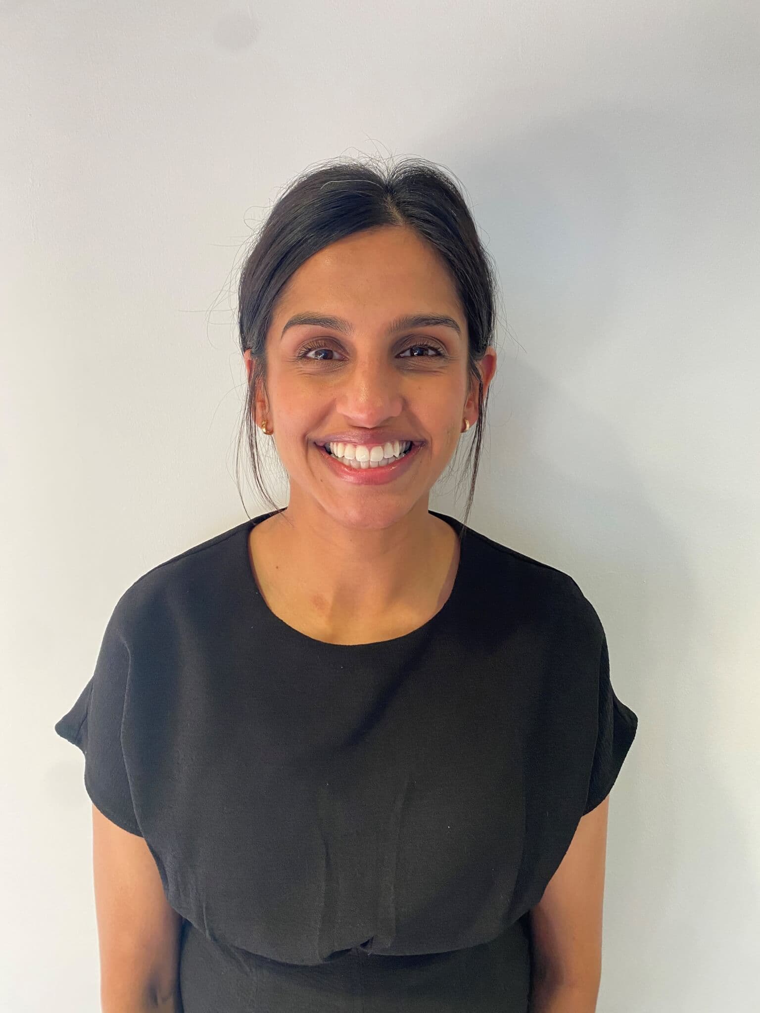Simran Dhesi