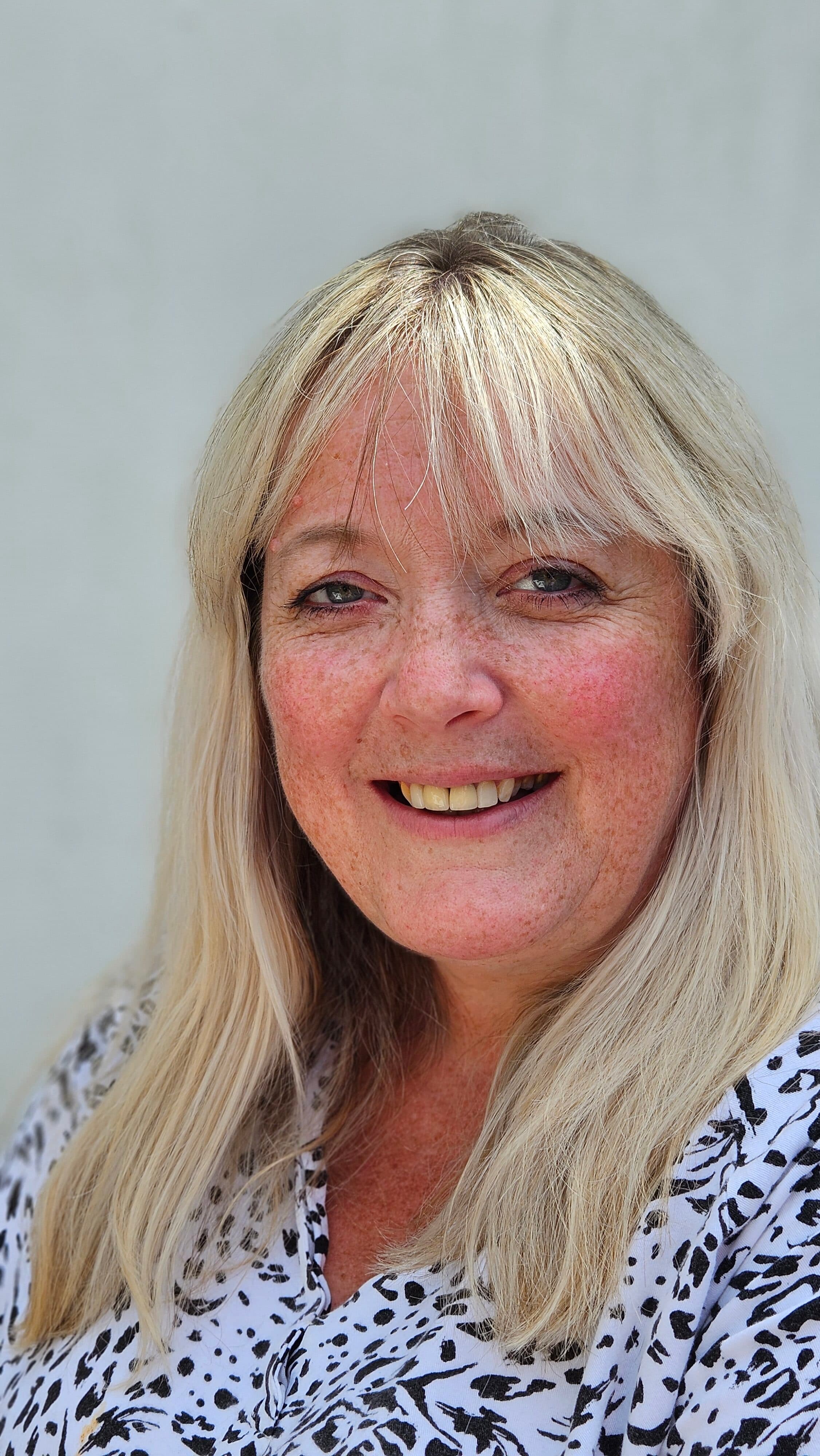 Claire Kemp