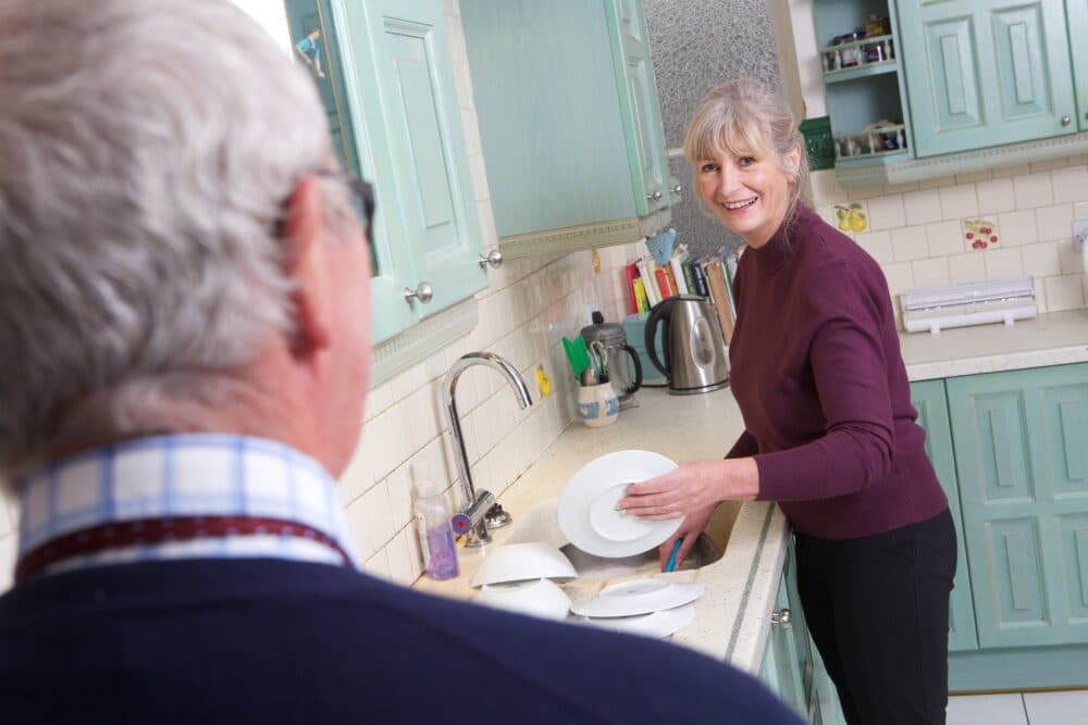CAREGiver washing plates
