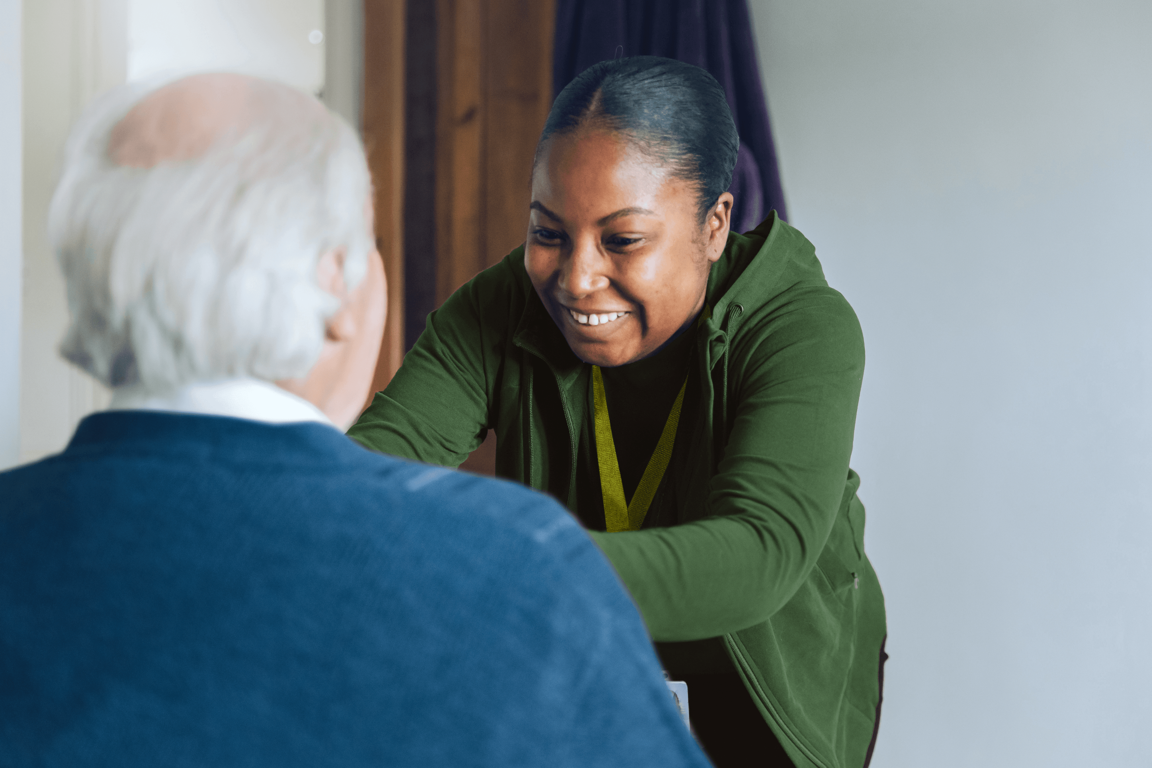 Female care pro male client personal care - Home Instead